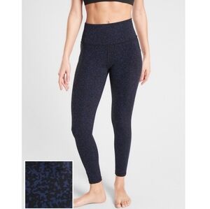 Athleta ▪️Salutation Stash Pocket II Printed 7/8 Tight▪️Gravel